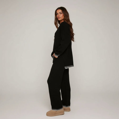 Nena - Comfortable Knitted Set