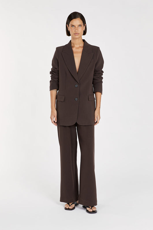 ELLE | BLAZER IN DARK CHOCOLATE